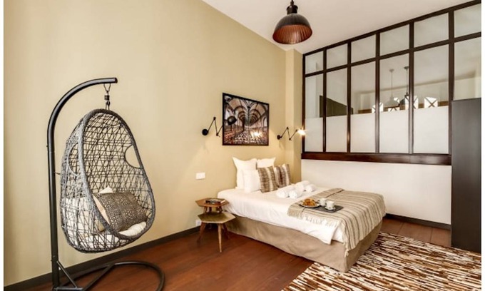 Faubourg-du-Roule Apartment | 101 m² Apartment ∙ 3 bedrooms ∙ 6 guests