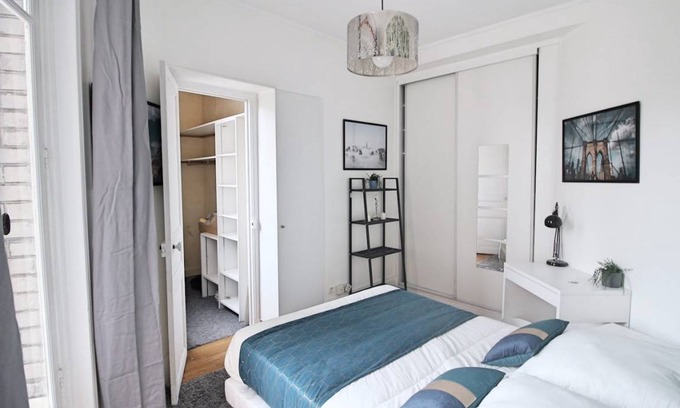 12th Arrondissement Resort | 108 m² Private room ∙ 1 bedroom ∙ 5 guests