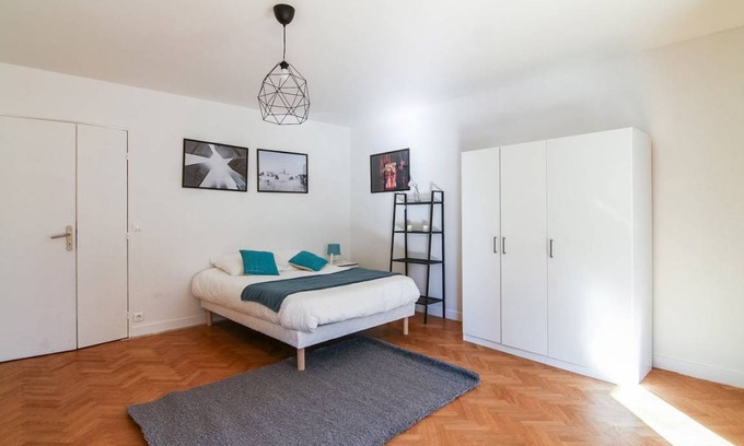 Rueil-Malmaison Resort | 116 m² Private room ∙ 1 bedroom ∙ 5 guests