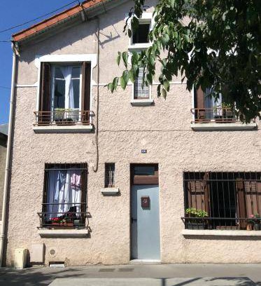 Villejuif Bed & Breakfast | 12 m² Bed and breakfast ∙ 4 guests