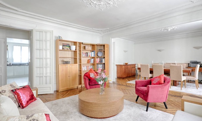 Saint-Vincent-de-Paul Apartment | 127 m² Apartment ∙ 3 bedrooms ∙ 6 guests
