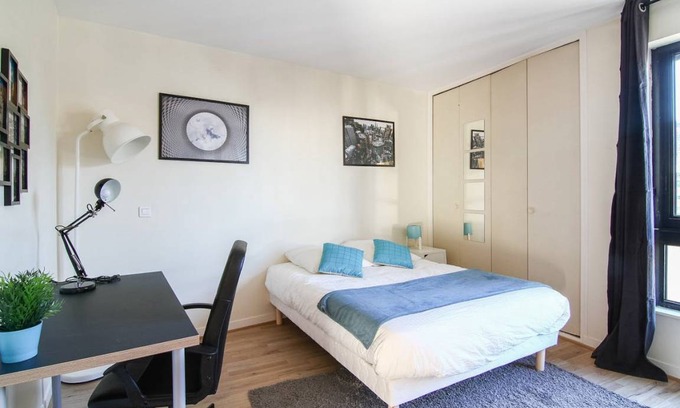 Rueil-Malmaison Resort | 136 m² Private room ∙ 1 bedroom ∙ 6 guests