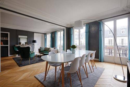 Auteuil Apartment | 14 m² Apartment ∙ 4 bedrooms ∙ 7 guests
