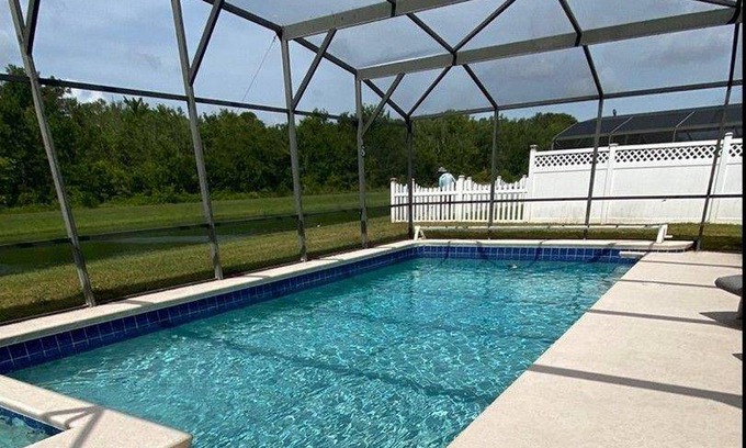 Crescent Lakes Apartment | 145 m² Apartment ∙ 3 bedrooms ∙ 6 guests