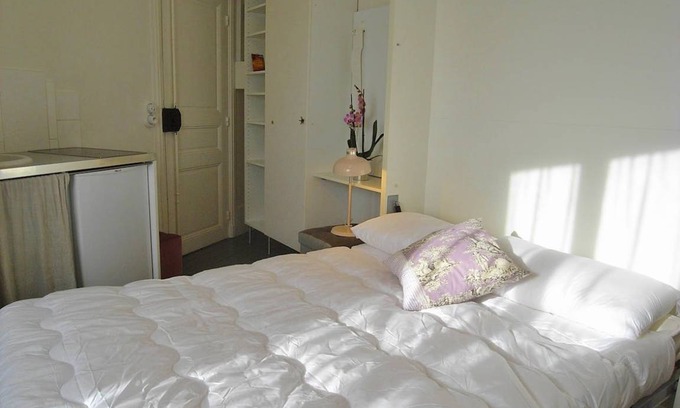 Archives Apartment | 15 m² Apartment ∙ 1 bedroom ∙ 1 guest