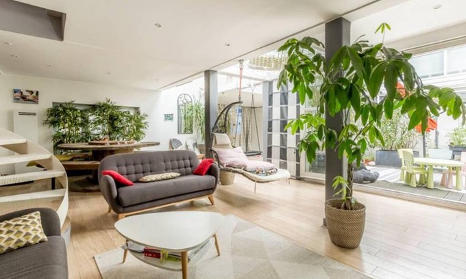 Colombes Apartment | 150 m² Apartment ∙ 3 bedrooms ∙ 8 guests