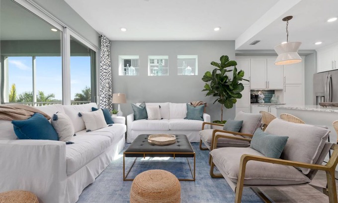 Whitney Beach Condo | 155 m² Condo ∙ 3 bedrooms ∙ 6 guests
