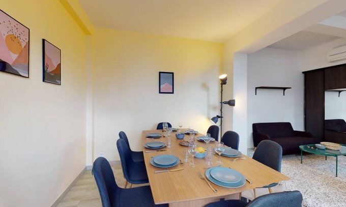 Suresnes Resort | 161 m² Private room ∙ 1 bedroom ∙ 2 guests
