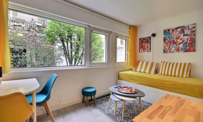 Archives Apartment | 17 m² Apartment ∙ 1 guest