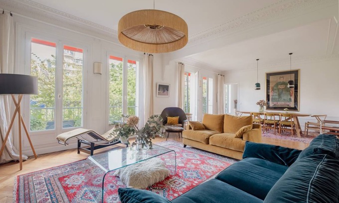 Passy Apartment | 175 m² Apartment ∙ 5 bedrooms ∙ 7 guests