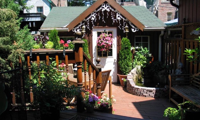 Cabbagetown South Bed & Breakfast | 18 m² Bed and breakfast ∙ 2 guests
