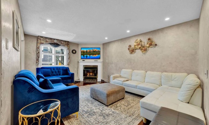 East Credit House | 186 m² House ∙ 5 bedrooms ∙ 10 guests