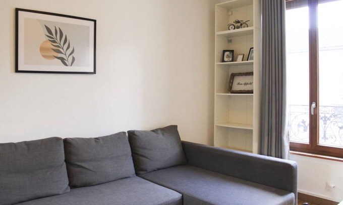 Les Puces de Saint-Ouen Apartment | 19 m² Studio flat ∙ 2 guests