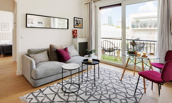 Neuilly-sur-Seine Apartment | 1BDR quiet with Terrace - Pont de Neuilly - BAIL MOBILITE