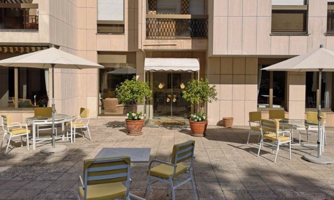 Neuilly-sur-Seine Apartment | 20 m² Apartment ∙ 1 bedroom ∙ 2 guests