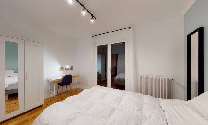 Montreuil Resort | 200 m² Private room ∙ 1 bedroom ∙ 2 guests