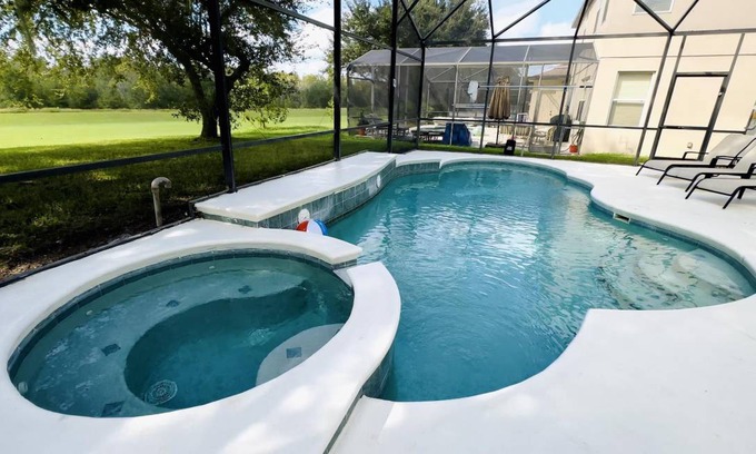 Legacy Park House | 209 m² House ∙ 4 bedrooms ∙ 8 guests