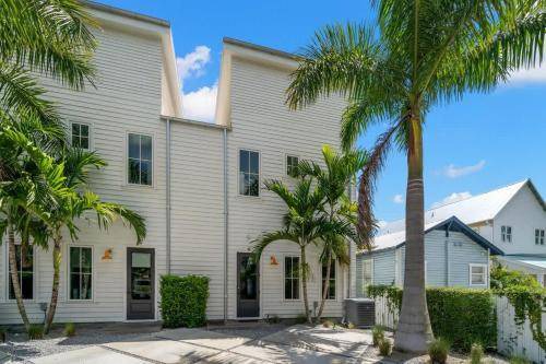 Historic Ybor House | 229 m² House ∙ 3 bedrooms ∙ 6 guests