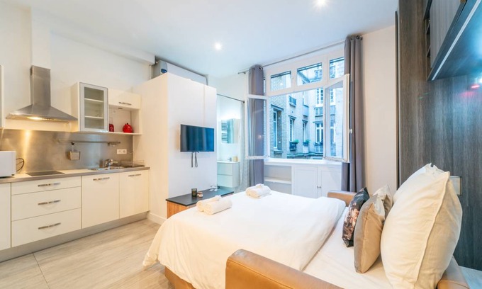 Quartier de la Plaine-de-Monceaux Apartment | 23 m² Apartment ∙ 2 guests