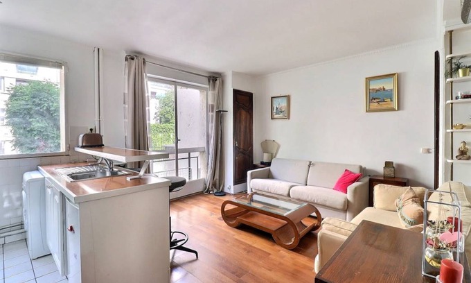 Porte-Dauphine Apartment | 25 m² Apartment ∙ 2 guests