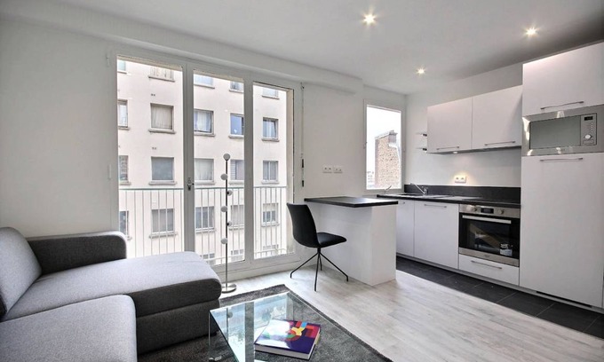 Porte-Dauphine Apartment | 25 m² Apartment ∙ 2 guests