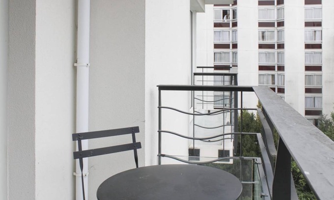 Issy-les-Moulineaux Apartment | 25 m² Studio flat ∙ 2 guests