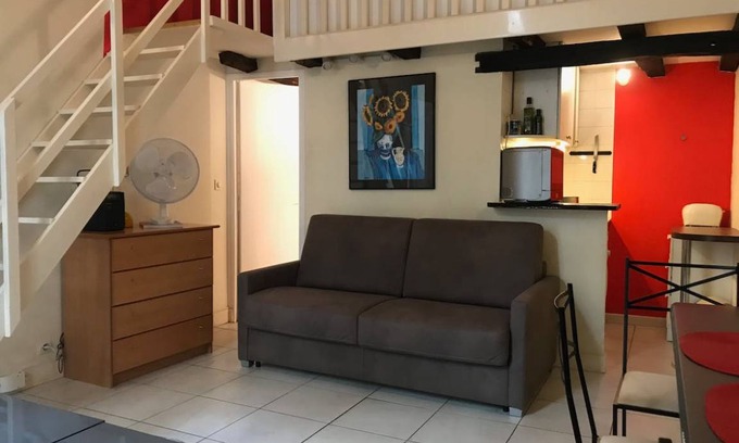Les Halles Apartment | 26 m² Apartment ∙ 2 guests