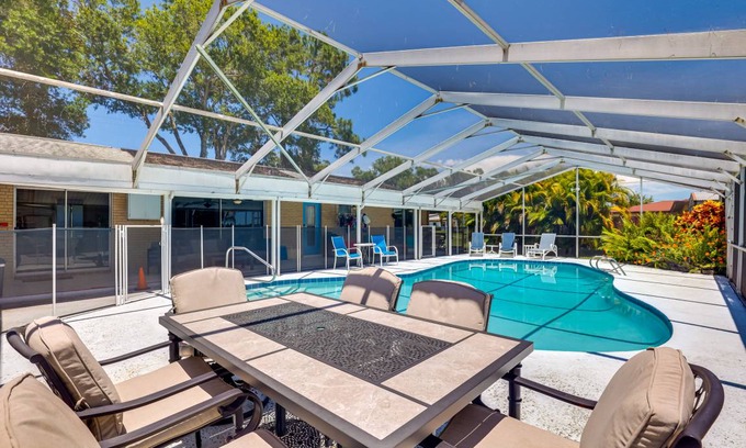 Orient Park House | 274 m² House ∙ 6 bedrooms ∙ 14 guests