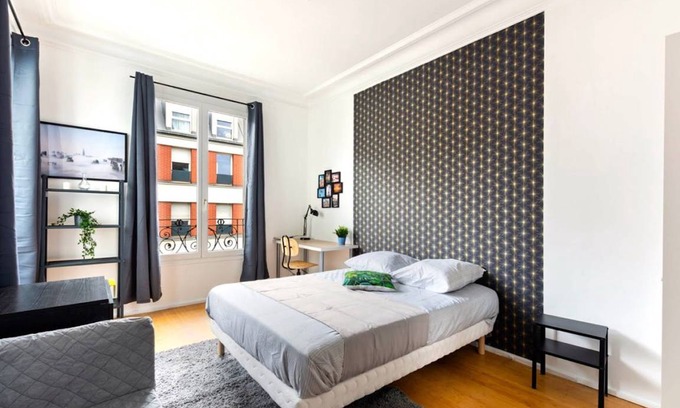 Louis Bertrand-Mirabeau-Semard Resort | 280 m² Private room ∙ 1 bedroom ∙ 11 guests