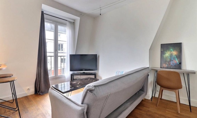 Grenelle Apartment | 29 m² Apartment ∙ 1 bedroom ∙ 2 guests