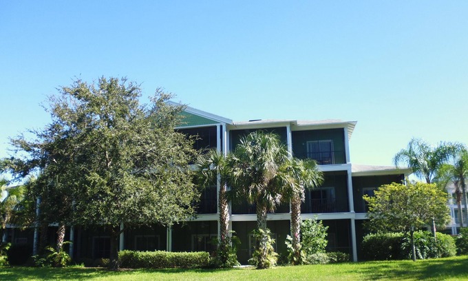 Bahama Bay Apartment | 3 Bedroom Bahama Bay Resort Condo - Peaceful Location - Near Disney & Universal