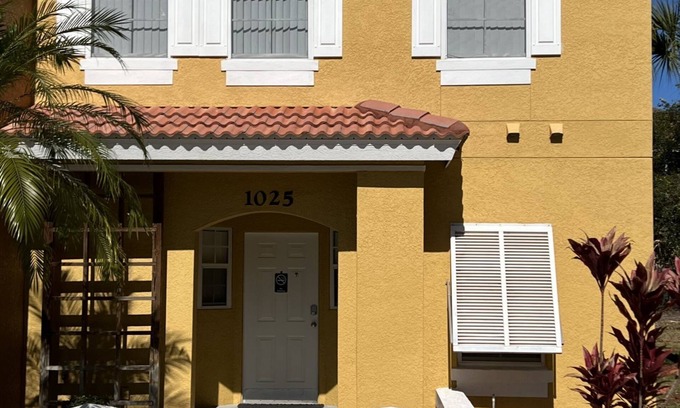 Kissimmee House | 3 Bedroom Townhome close to Disney World