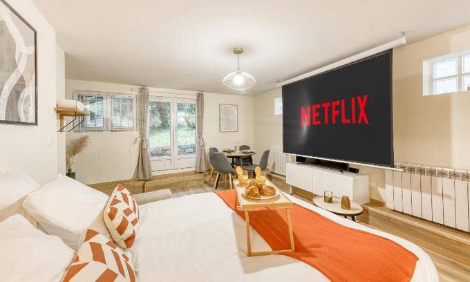 Les Pavillons-sous-Bois Apartment | 30 m² Apartment ∙ 1 bedroom ∙ 2 guests