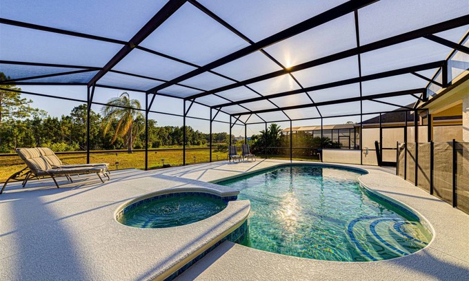 Watersong House | 303 m² House ∙ 5 bedrooms ∙ 10 guests