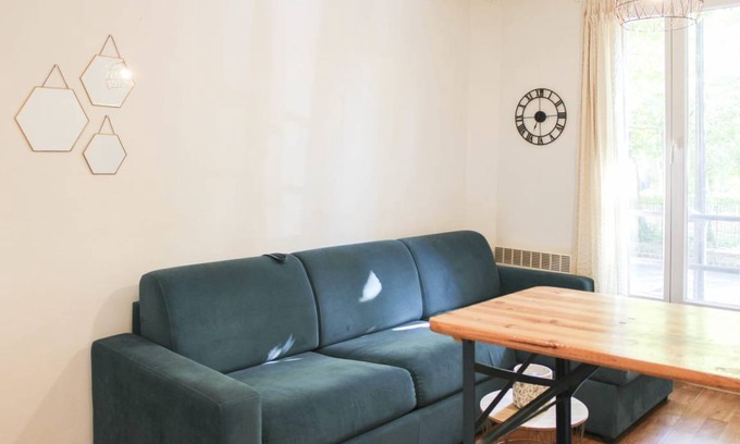 Aubervilliers Apartment | 32 m² Apartment ∙ 1 bedroom ∙ 4 guests