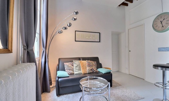 Quartier Sainte-Avoye Apartment | 35 m² Apartment ∙ 1 bedroom ∙ 2 guests