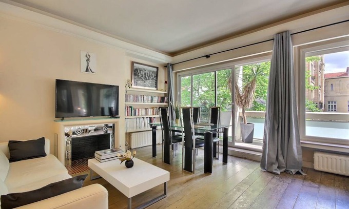 Porte-Dauphine Apartment | 40 m² Apartment ∙ 2 guests