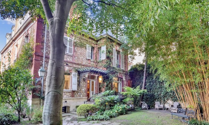 Auteuil House | 400 m² House ∙ 5 bedrooms ∙ 9 guests