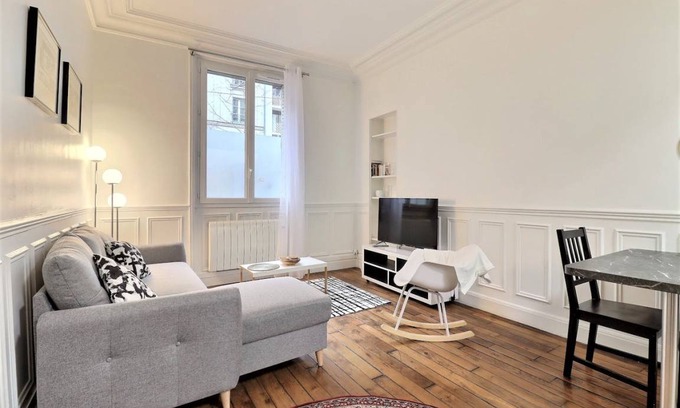 Combat Apartment | 44 m² Apartment ∙ 1 bedroom ∙ 2 guests