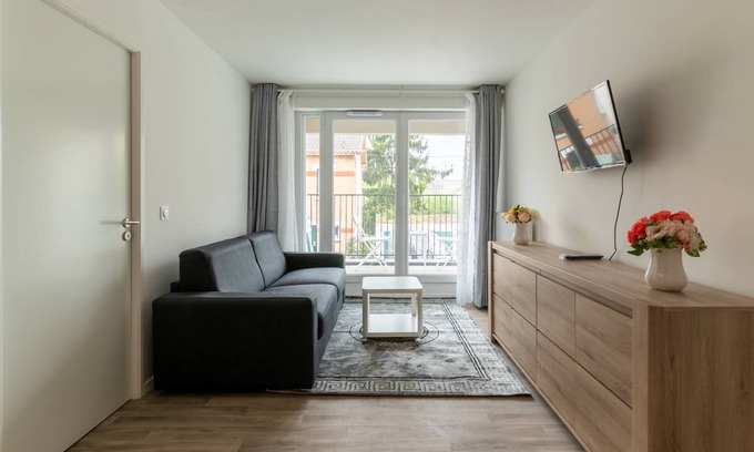 Bondy Apartment | 44 m² Apartment ∙ 1 bedroom ∙ 4 guests