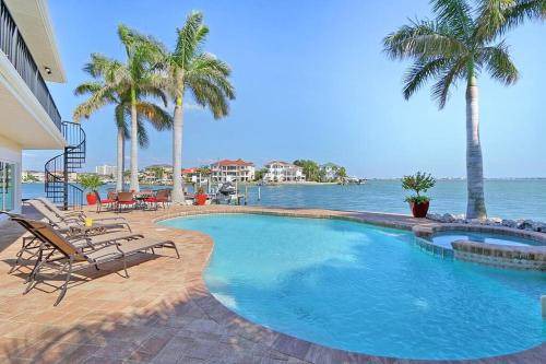 St. Petersburg - Clearwater Villa | 446 m² Villa ∙ 4 bedrooms ∙ 8 guests