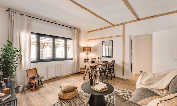 Chaussee-d'Antin Apartment | 50 m² Apartment ∙ 1 bedroom ∙ 3 guests