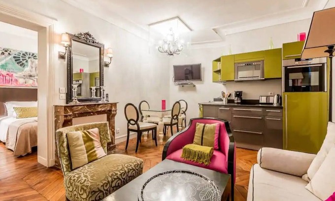 Notre Dame Apartment | 50 m² Apartment ∙ 2 bedrooms ∙ 4 guests