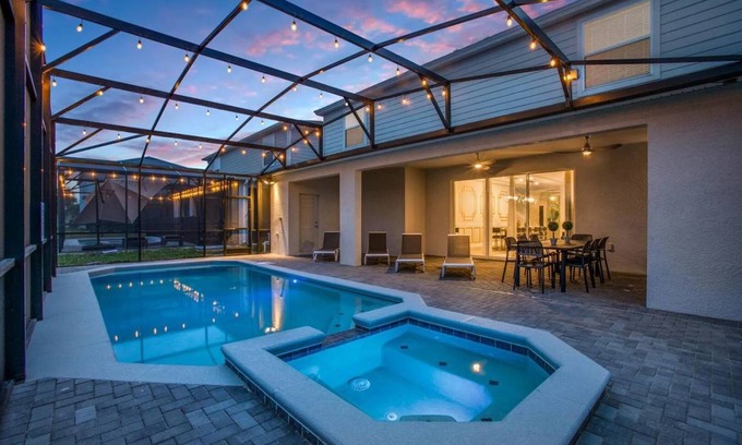 Bay Lake House | 557 m² House ∙ 10 bedrooms ∙ 28 guests