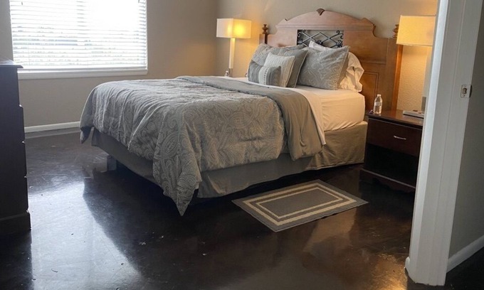 Channel District Apartment | 5th Floor PH overlooking the pool! Downtown Channel District - NEW LISTING!