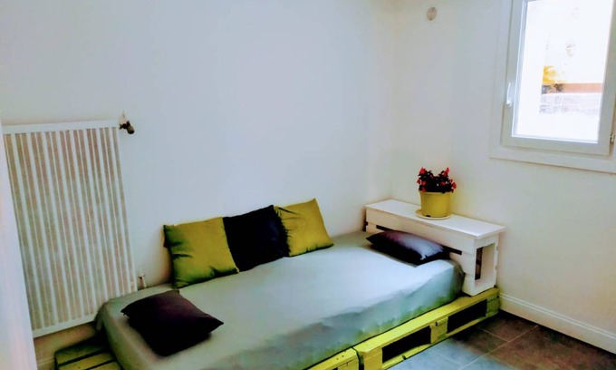 Villeneuve-Saint-Georges House | 60 m² House ∙ 3 bedrooms ∙ 1 guest