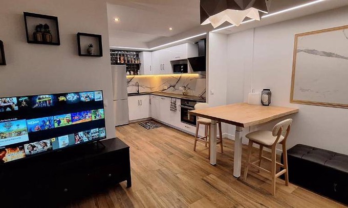 Epinay-sur-Seine Apartment | 60 m² Apartment ∙ 1 bedroom ∙ 4 guests