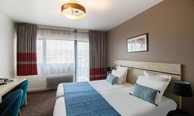 Villejuif Apartment | 60 m² Serviced apartment ∙ 127 guests
