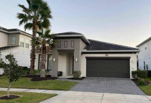 Bay Hill House | 623 m² House ∙ 4 bedrooms ∙ 8 guests