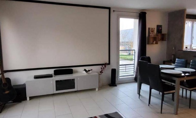 Chessy Apartment | 64 m² Apartment ∙ 2 bedrooms ∙ 7 guests